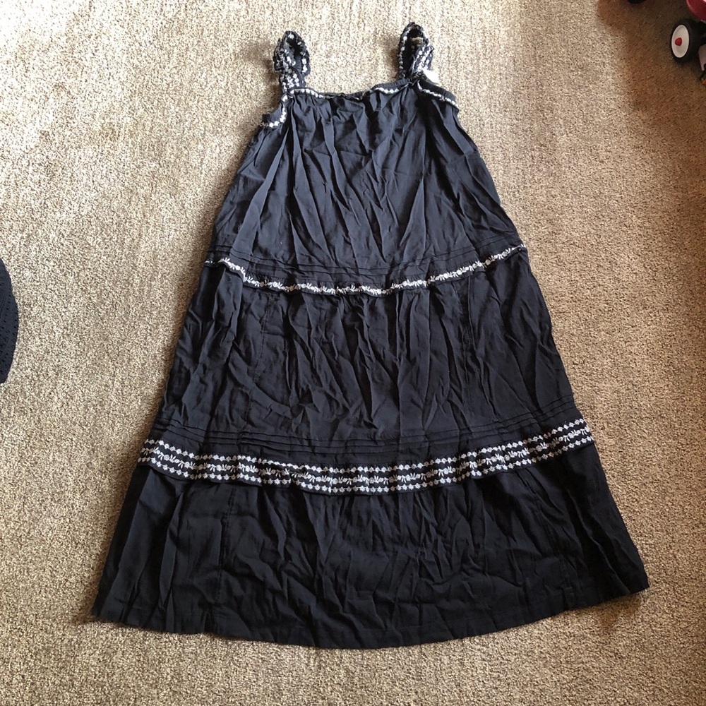 Old Navy Black Dress With White Floral Embroidery